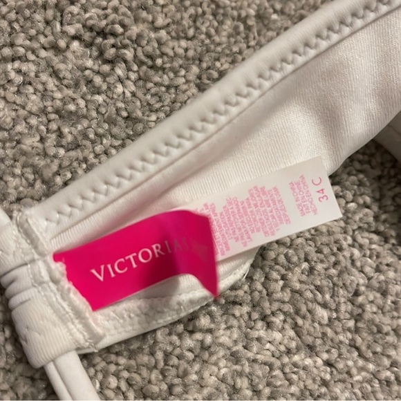 Victoria’s Secret Bikini tops (3 pack) - Picture 4 of 14